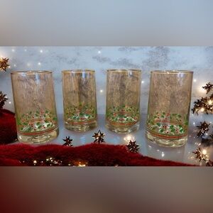 Vintage 1983 Arbys Highball Christmas Collection Holly Gold Rim Glasses Set of 4